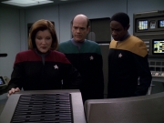 extant_StarTrek_VOY_5x20-ThinkTank_02848.jpg