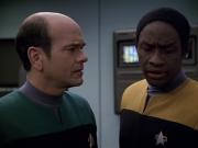 extant_StarTrek_VOY_5x20-ThinkTank_02863.jpg