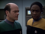 Filename=extant_StarTrek_VOY_5x20-ThinkTank_02864.jpg
Filesize=145KiB
Dimensions=1200x900
Date added=Nov 21, 2019 extant_StarTrek_VOY_5x20-ThinkTank_02864.jpg
