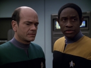 Filename=extant_StarTrek_VOY_5x20-ThinkTank_02865.jpg
Filesize=145KiB
Dimensions=1200x900
Date added=Nov 21, 2019 extant_StarTrek_VOY_5x20-ThinkTank_02865.jpg
