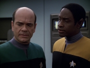Filename=extant_StarTrek_VOY_5x20-ThinkTank_02868.jpg
Filesize=143KiB
Dimensions=1200x900
Date added=Nov 21, 2019 extant_StarTrek_VOY_5x20-ThinkTank_02868.jpg