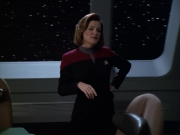 extant_StarTrek_VOY_5x20-ThinkTank_02888.jpg