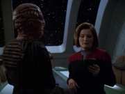 extant_StarTrek_VOY_5x20-ThinkTank_02902.jpg