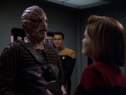 Filename=extant_StarTrek_VOY_5x20-ThinkTank_02913.jpg
Filesize=168KiB
Dimensions=1200x900
Date added=Nov 21, 2019 extant_StarTrek_VOY_5x20-ThinkTank_02913.jpg