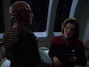 Filename=extant_StarTrek_VOY_5x20-ThinkTank_02917.jpg
Filesize=154KiB
Dimensions=1200x900
Date added=Nov 21, 2019 extant_StarTrek_VOY_5x20-ThinkTank_02917.jpg
