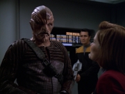 Filename=extant_StarTrek_VOY_5x20-ThinkTank_02930.jpg
Filesize=173KiB
Dimensions=1200x900
Date added=Nov 21, 2019 extant_StarTrek_VOY_5x20-ThinkTank_02930.jpg