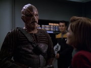 extant_StarTrek_VOY_5x20-ThinkTank_02943.jpg