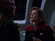 Filename=extant_StarTrek_VOY_5x20-ThinkTank_02954.jpg
Filesize=142KiB
Dimensions=1200x900
Date added=Nov 21, 2019 extant_StarTrek_VOY_5x20-ThinkTank_02954.jpg
