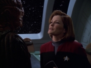 Filename=extant_StarTrek_VOY_5x20-ThinkTank_02955.jpg
Filesize=146KiB
Dimensions=1200x900
Date added=Nov 21, 2019 extant_StarTrek_VOY_5x20-ThinkTank_02955.jpg