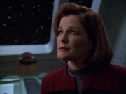 extant_StarTrek_VOY_5x20-ThinkTank_02966.jpg