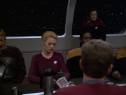 extant_StarTrek_VOY_5x20-ThinkTank_02969.jpg