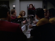 extant_StarTrek_VOY_5x20-ThinkTank_02997.jpg