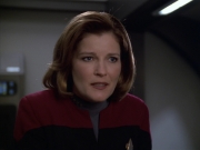 extant_StarTrek_VOY_5x20-ThinkTank_03037.jpg