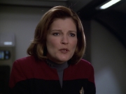 extant_StarTrek_VOY_5x20-ThinkTank_03039.jpg