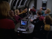 extant_StarTrek_VOY_5x20-ThinkTank_03049.jpg