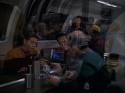 extant_StarTrek_VOY_5x20-ThinkTank_03053.jpg