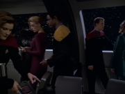 extant_StarTrek_VOY_5x20-ThinkTank_03063.jpg