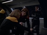 extant_StarTrek_VOY_5x20-ThinkTank_03067.jpg