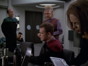 extant_StarTrek_VOY_5x20-ThinkTank_03075.jpg