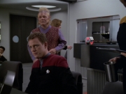extant_StarTrek_VOY_5x20-ThinkTank_03085.jpg