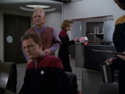 extant_StarTrek_VOY_5x20-ThinkTank_03086.jpg