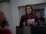 extant_StarTrek_VOY_5x20-ThinkTank_03095.jpg