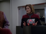 extant_StarTrek_VOY_5x20-ThinkTank_03097.jpg