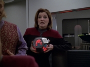 extant_StarTrek_VOY_5x20-ThinkTank_03101.jpg