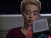 extant_StarTrek_VOY_5x20-ThinkTank_03110.jpg