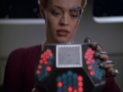 extant_StarTrek_VOY_5x20-ThinkTank_03112.jpg