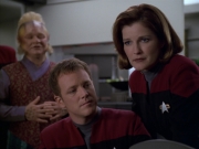 extant_StarTrek_VOY_5x20-ThinkTank_03162.jpg