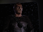 extant_StarTrek_VOY_5x20-ThinkTank_03204.jpg
