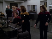 extant_StarTrek_VOY_5x20-ThinkTank_03212.jpg