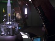 extant_StarTrek_VOY_5x20-ThinkTank_03228.jpg