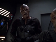 extant_StarTrek_VOY_5x20-ThinkTank_03241.jpg
