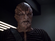 extant_StarTrek_VOY_5x20-ThinkTank_03275.jpg
