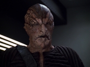extant_StarTrek_VOY_5x20-ThinkTank_03276.jpg