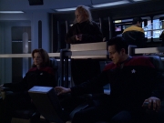 Filename=extant_StarTrek_VOY_5x20-ThinkTank_03360.jpg
Filesize=167KiB
Dimensions=1200x900
Date added=Nov 21, 2019 extant_StarTrek_VOY_5x20-ThinkTank_03360.jpg