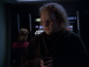 Filename=extant_StarTrek_VOY_5x20-ThinkTank_03373.jpg
Filesize=140KiB
Dimensions=1200x900
Date added=Nov 21, 2019 extant_StarTrek_VOY_5x20-ThinkTank_03373.jpg