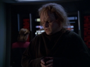 Filename=extant_StarTrek_VOY_5x20-ThinkTank_03374.jpg
Filesize=150KiB
Dimensions=1200x900
Date added=Nov 21, 2019 extant_StarTrek_VOY_5x20-ThinkTank_03374.jpg