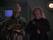 Filename=extant_StarTrek_VOY_5x20-ThinkTank_03483.jpg
Filesize=152KiB
Dimensions=1200x900
Date added=Nov 21, 2019 extant_StarTrek_VOY_5x20-ThinkTank_03483.jpg