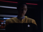 Filename=extant_StarTrek_VOY_5x20-ThinkTank_03626.jpg
Filesize=146KiB
Dimensions=1200x900
Date added=Nov 21, 2019 extant_StarTrek_VOY_5x20-ThinkTank_03626.jpg