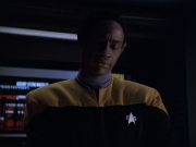 Filename=extant_StarTrek_VOY_5x20-ThinkTank_03627.jpg
Filesize=145KiB
Dimensions=1200x900
Date added=Nov 21, 2019 extant_StarTrek_VOY_5x20-ThinkTank_03627.jpg