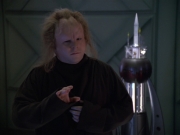 Filename=extant_StarTrek_VOY_5x20-ThinkTank_03636.jpg
Filesize=141KiB
Dimensions=1200x900
Date added=Nov 21, 2019 extant_StarTrek_VOY_5x20-ThinkTank_03636.jpg