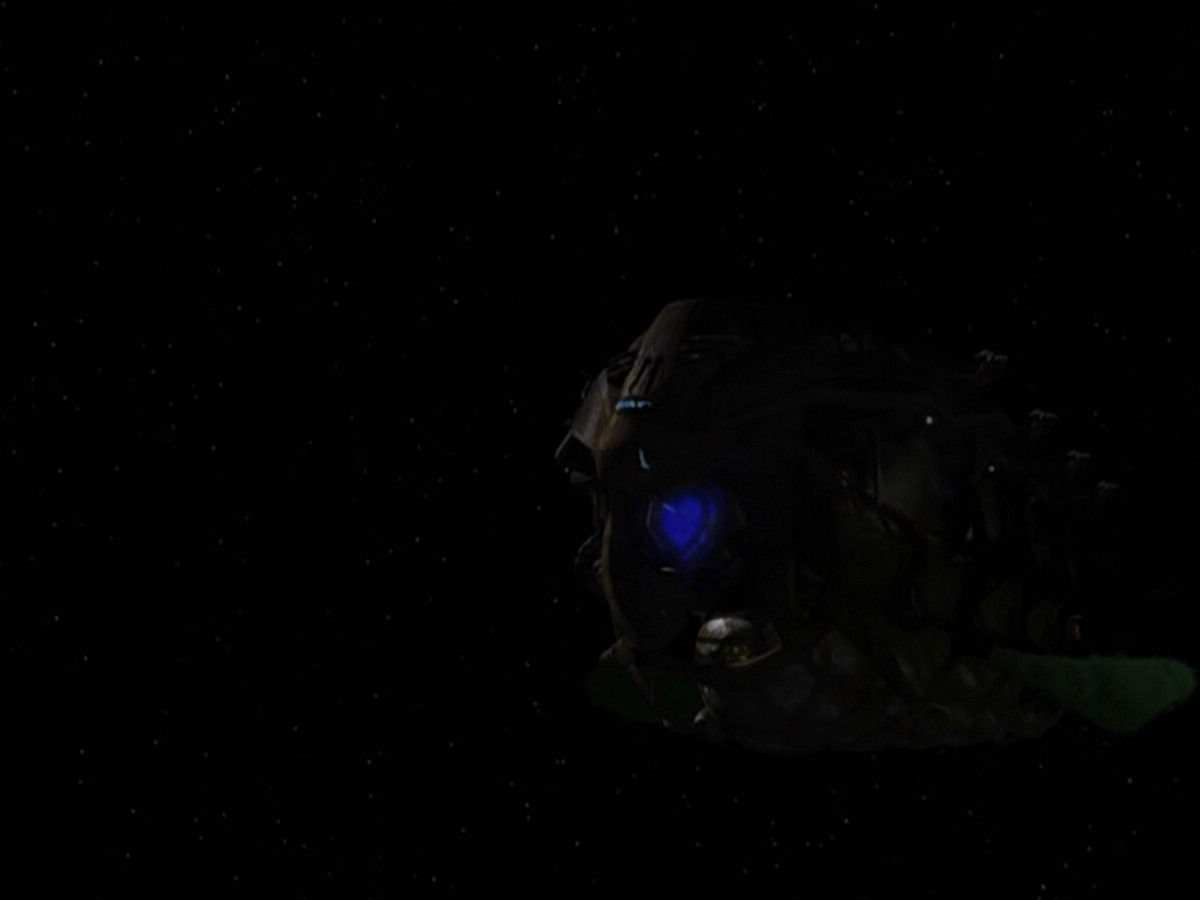 extant_StarTrek_VOY_5x21-Juggernaut_00002.jpg