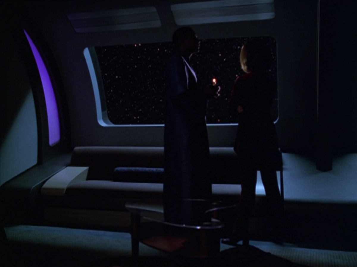 extant_StarTrek_VOY_5x21-Juggernaut_00331.jpg