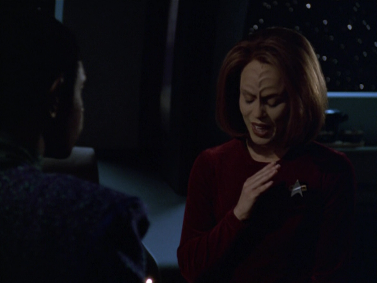 extant_StarTrek_VOY_5x21-Juggernaut_00457.jpg