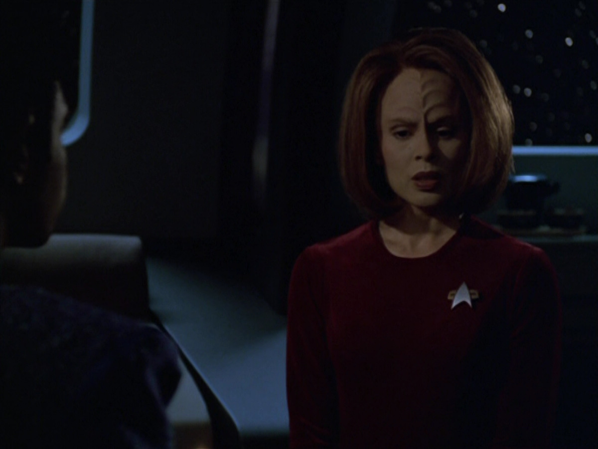 extant_StarTrek_VOY_5x21-Juggernaut_00505.jpg
