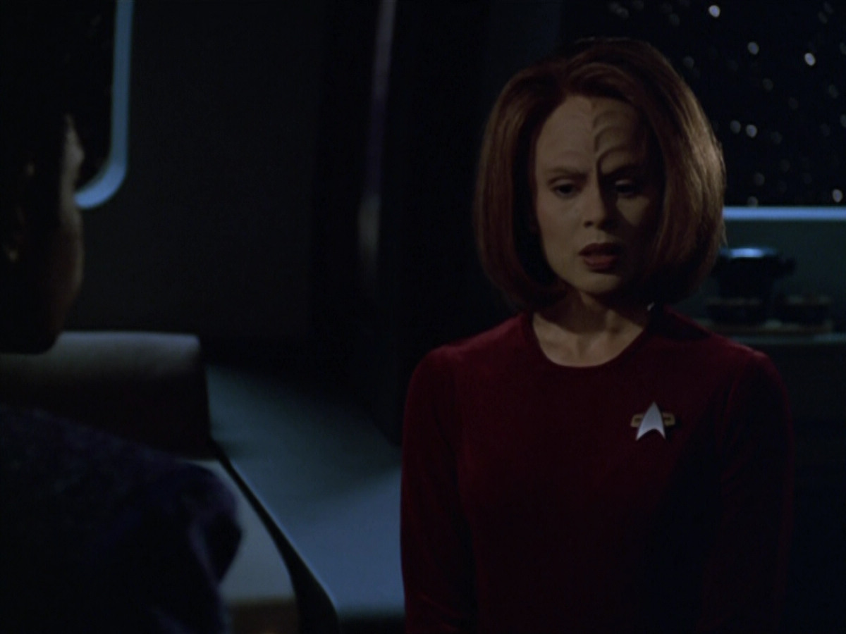 extant_StarTrek_VOY_5x21-Juggernaut_00506.jpg