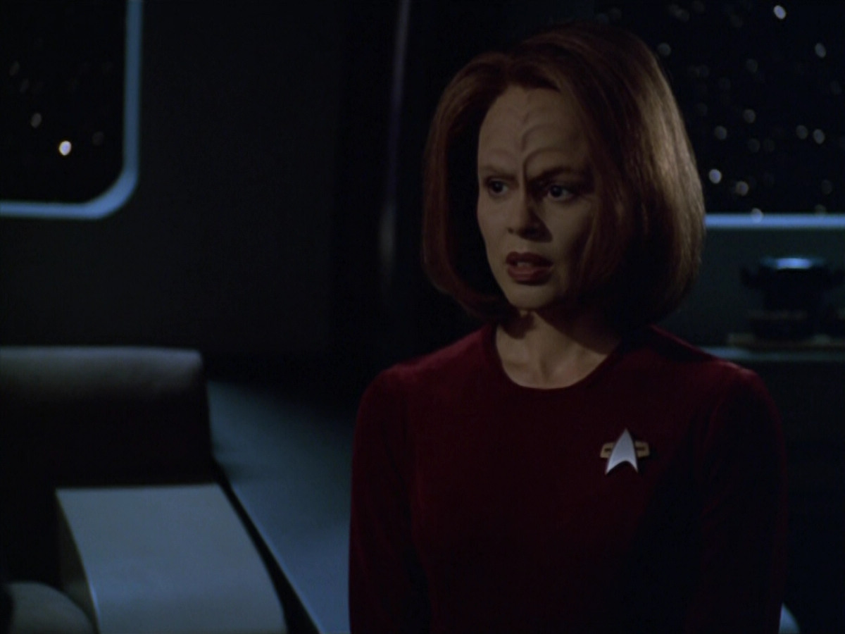 extant_StarTrek_VOY_5x21-Juggernaut_00519.jpg